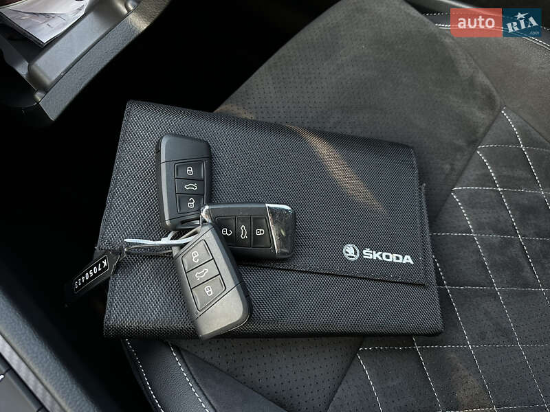 Лифтбек Skoda Superb 2021 в Мукачево