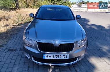Ліфтбек Skoda Superb 2011 в Одесі