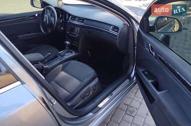 Лифтбек Skoda Superb 2011 в 