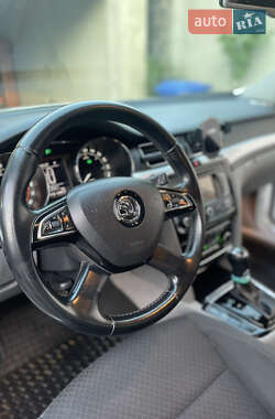 Універсал Skoda Superb 2014 в 