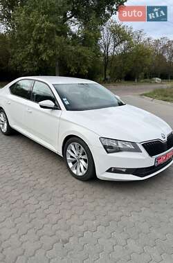 Универсал Skoda Superb 2016 в 