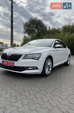 Универсал Skoda Superb 2016 в 