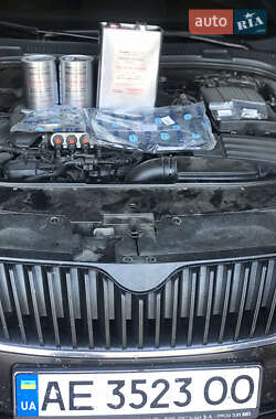 Лифтбек Skoda Superb 2012 в 