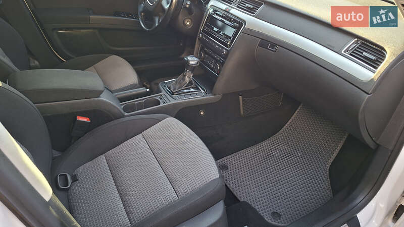 Лифтбек Skoda Superb 2012 в Каменском фото 10 Лифтбек Skoda Superb 2012 в Каменском