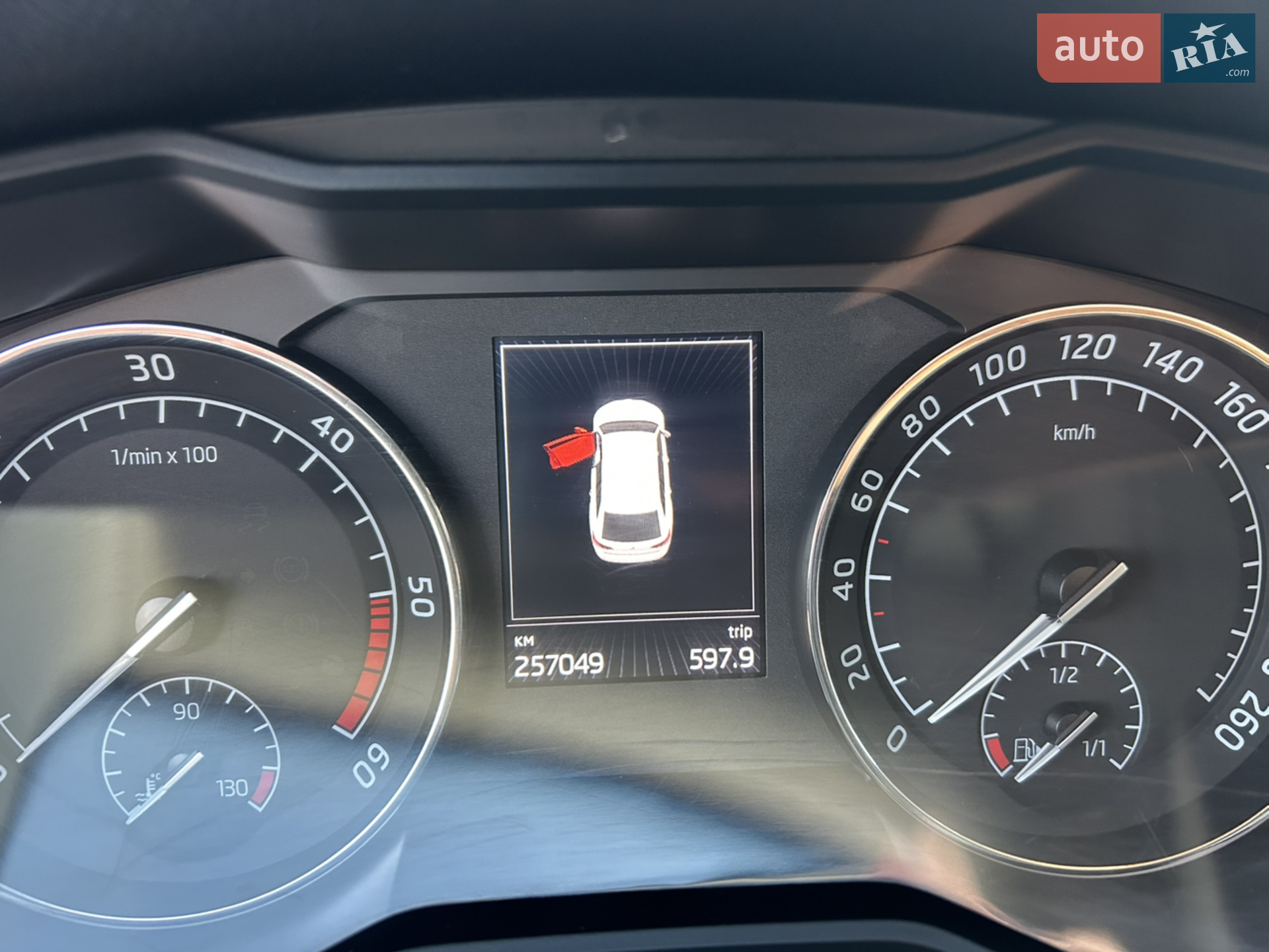 Skoda Superb 2017 VIN TMBJH7NP9H7551106 фото оголошення 10 з 26