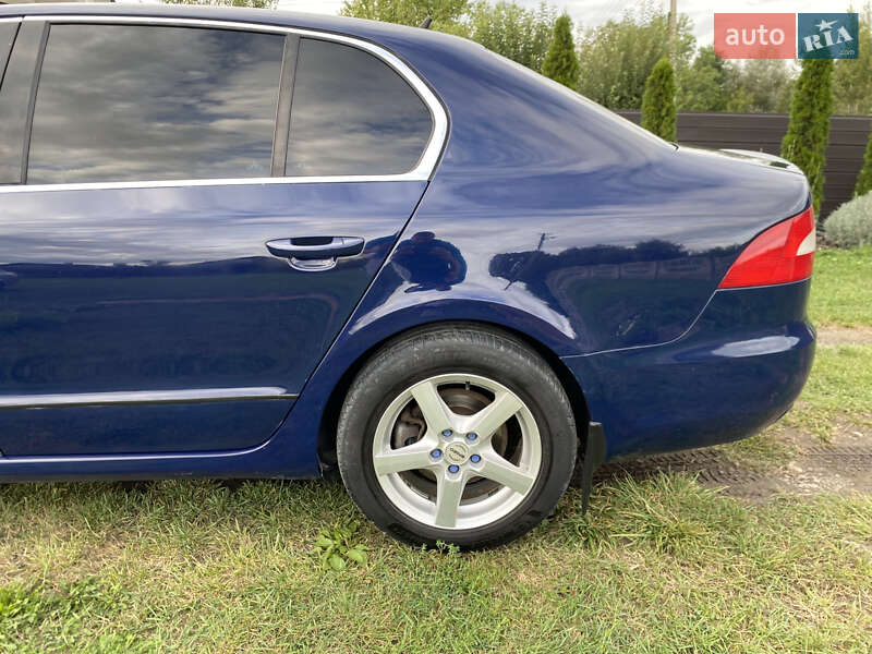 Ліфтбек Skoda Superb 2008 в Чернівцях