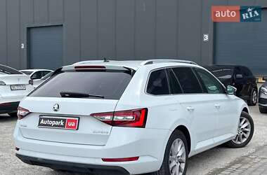Универсал Skoda Superb 2018 в 