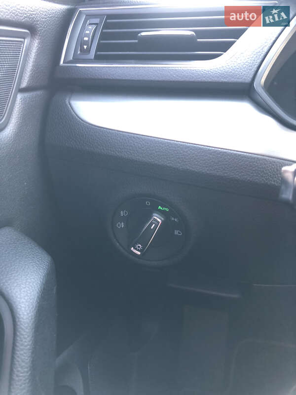 Лифтбек Skoda Superb 2017 в Мукачево