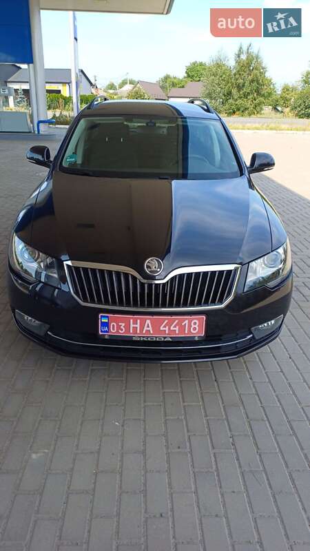 Универсал Skoda Superb 2014 в Луцке