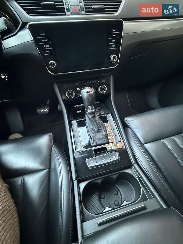 Лифтбек Skoda Superb 2018 в Киеве фото 13 Лифтбек Skoda Superb 2018 в Киеве