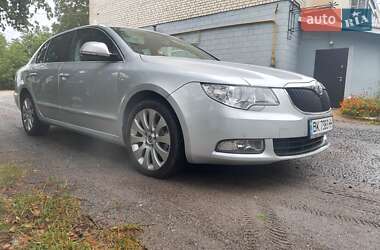 Лифтбек Skoda Superb 2009 в 