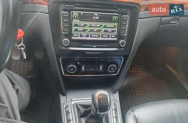Лифтбек Skoda Superb 2009 в 