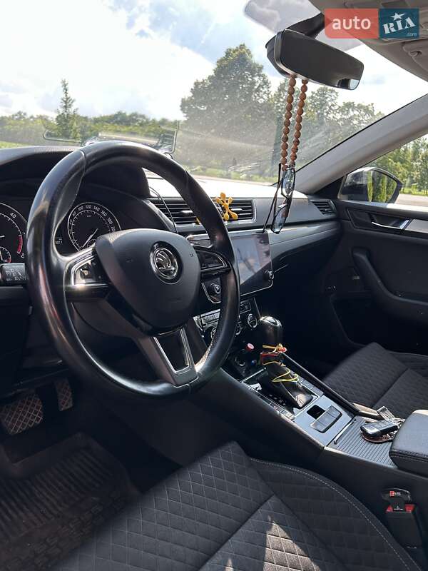 Лифтбек Skoda Superb 2018 в Днепре