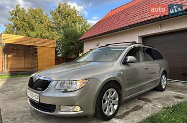 Универсал Skoda Superb 2012 в 