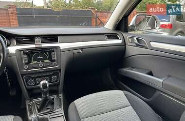 Универсал Skoda Superb 2012 в 