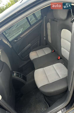 Лифтбек Skoda Superb 2011 в 