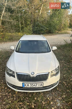 Универсал Skoda Superb 2014 в Киеве