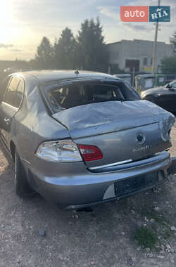 Лифтбек Skoda Superb 2010 в 