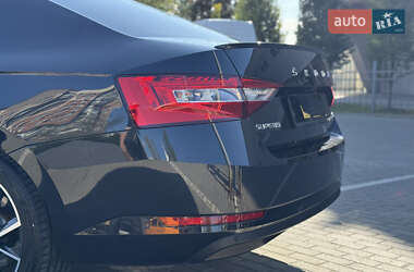 Лифтбек Skoda Superb 2021 в 