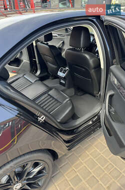 Лифтбек Skoda Superb 2016 в 