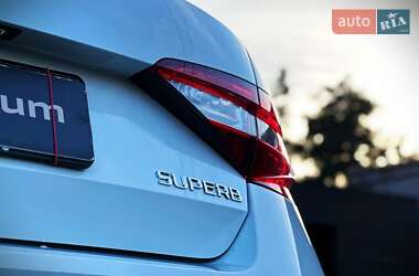 Лифтбек Skoda Superb 2019 в 