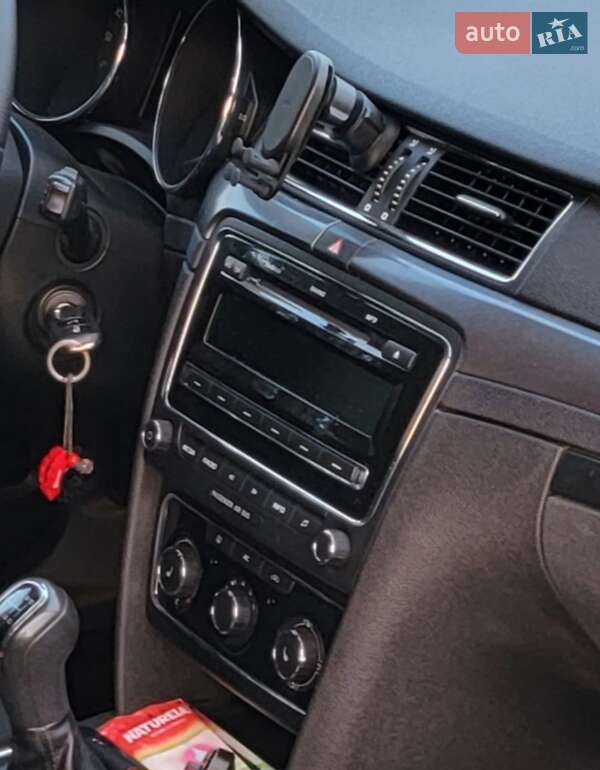Универсал Skoda Superb 2010 в Луцке