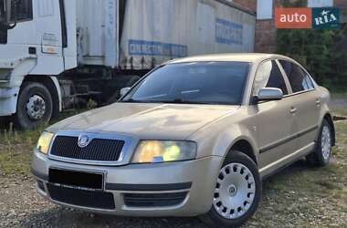 Лифтбек Skoda Superb 2005 в Надворной