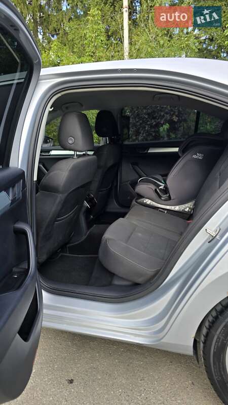 Лифтбек Skoda Superb 2016 в Волочиске