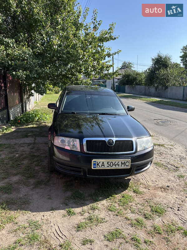Лифтбек Skoda Superb 2006 в Нежине