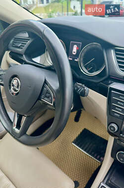 Универсал Skoda Superb 2017 в 