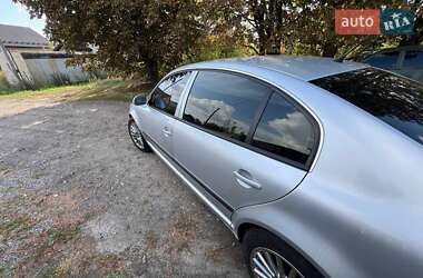 Лифтбек Skoda Superb 2007 в 
