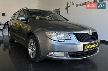 Универсал Skoda Superb 2010 в Шептицькому