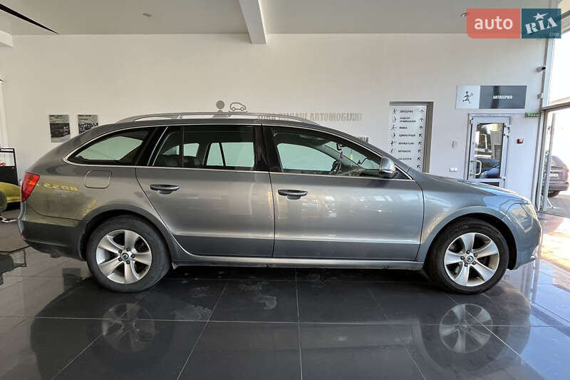 Универсал Skoda Superb 2010 в Шептицькому