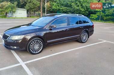 Універсал Skoda Superb 2013 в Києві
