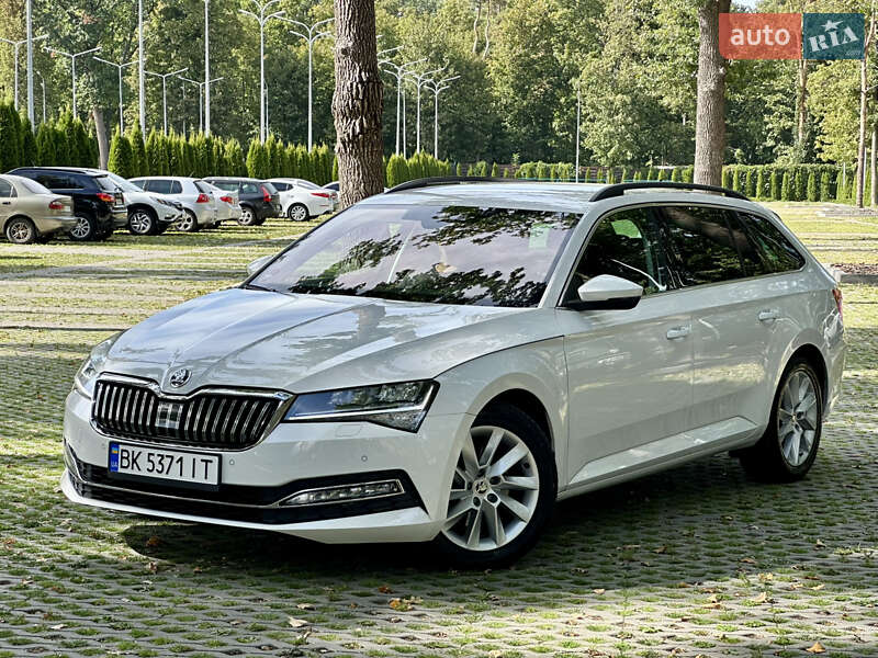 Универсал Skoda Superb 2021 в 
