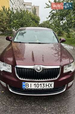Лифтбек Skoda Superb 2010 в 