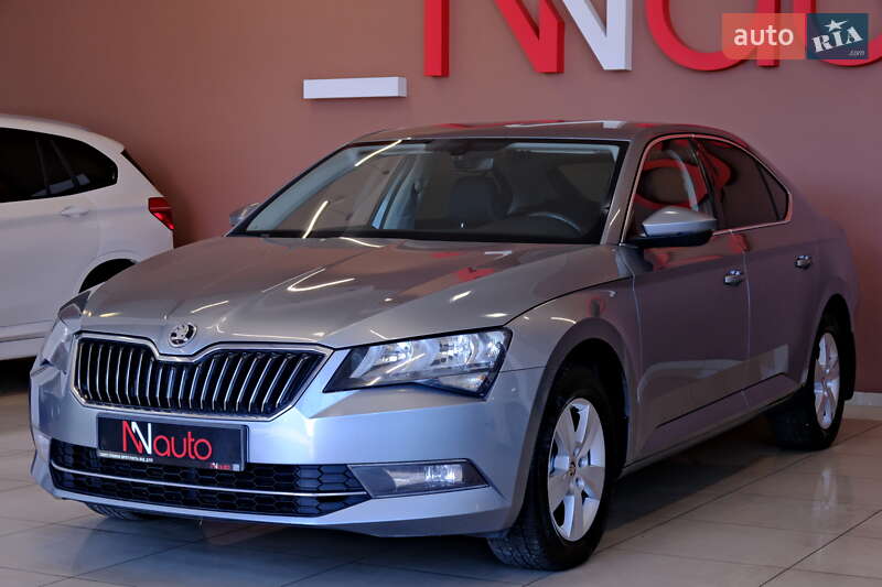 Лифтбек Skoda Superb 2018 в Одессе