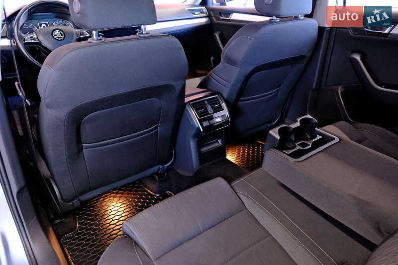 Лифтбек Skoda Superb 2018 в Одессе