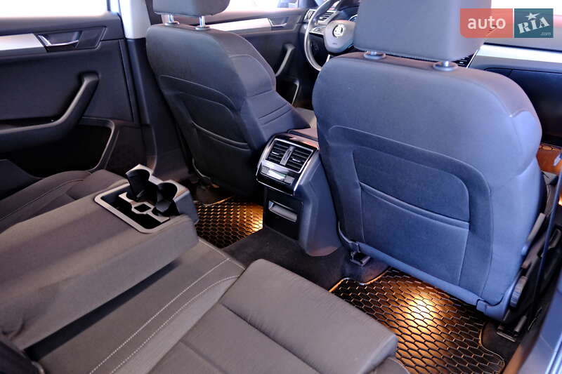 Лифтбек Skoda Superb 2018 в Одессе