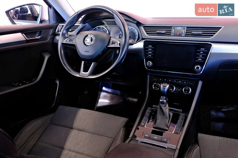 Лифтбек Skoda Superb 2018 в Одессе