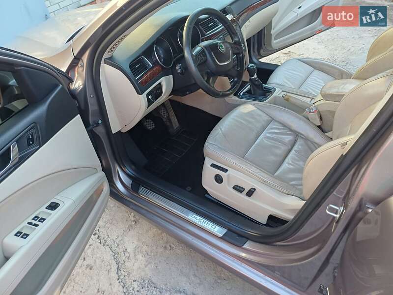 Универсал Skoda Superb 2013 в Сумах