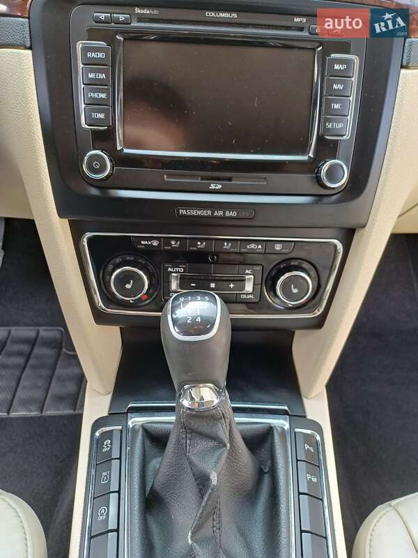 Универсал Skoda Superb 2013 в Сумах