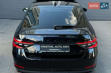 Лифтбек Skoda Superb 2020 в 