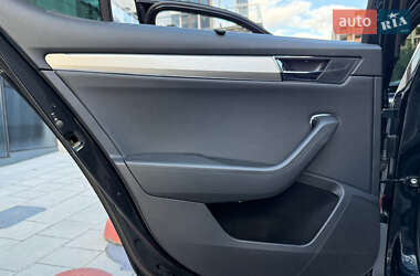 Лифтбек Skoda Superb 2020 в 