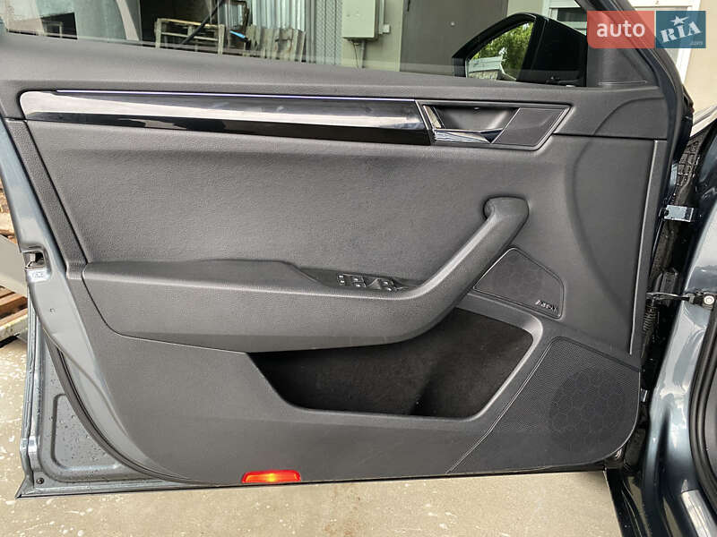 Универсал Skoda Superb 2018 в Киеве
