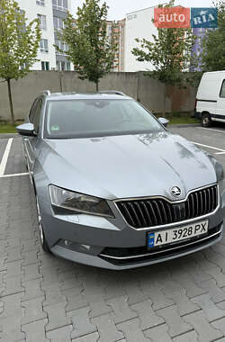 Универсал Skoda Superb 2015 в Киеве