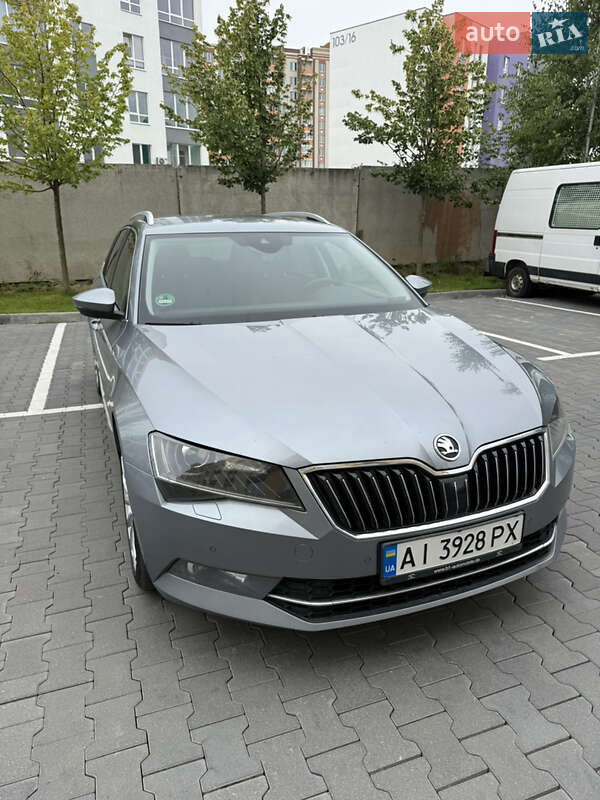 Универсал Skoda Superb 2015 в 