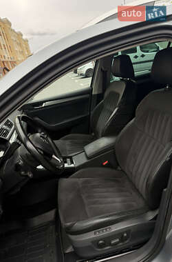 Универсал Skoda Superb 2015 в 