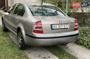 Лифтбек Skoda Superb 2008 в 