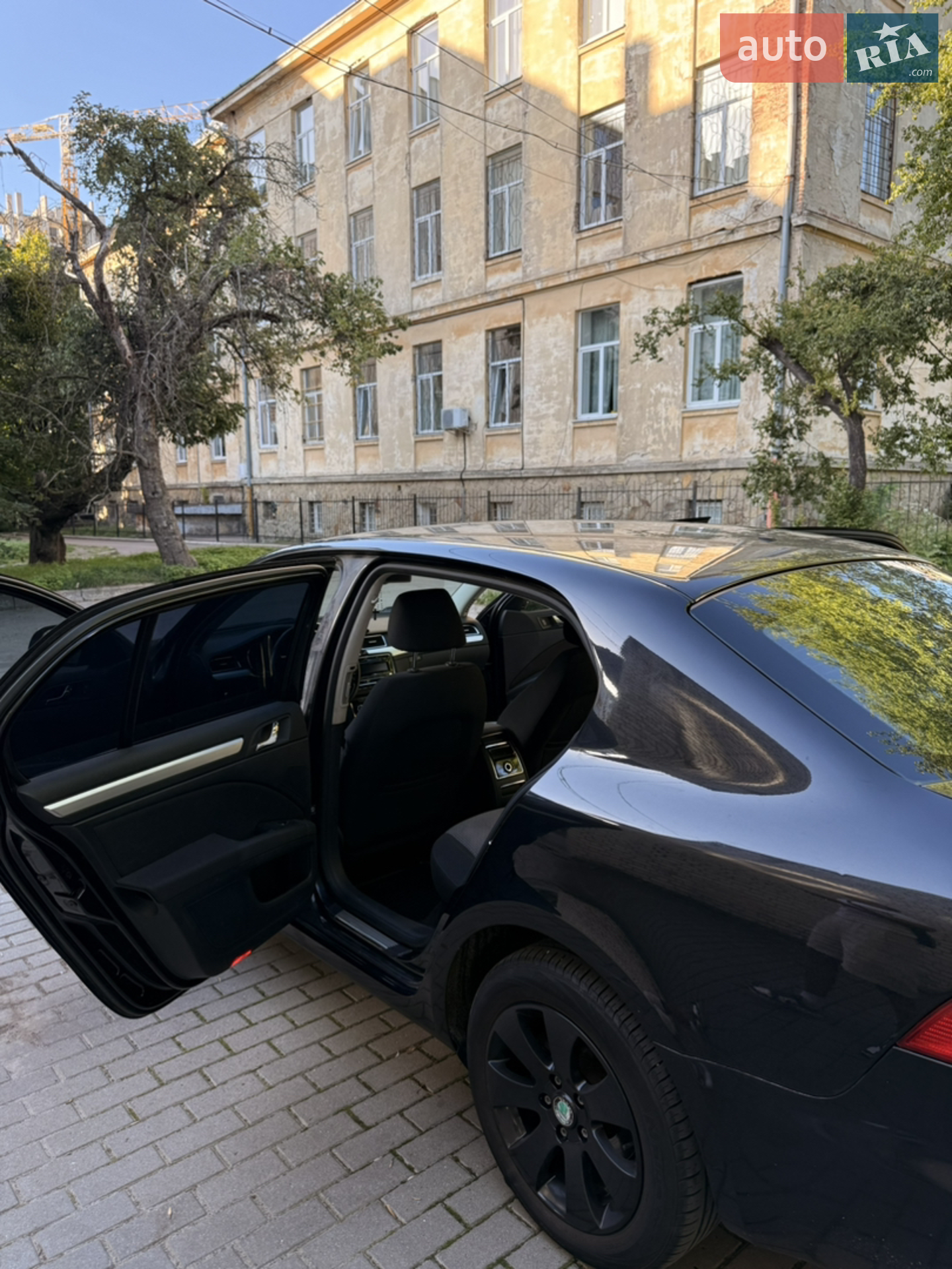 2012 Skoda Superb - мініатюра 6